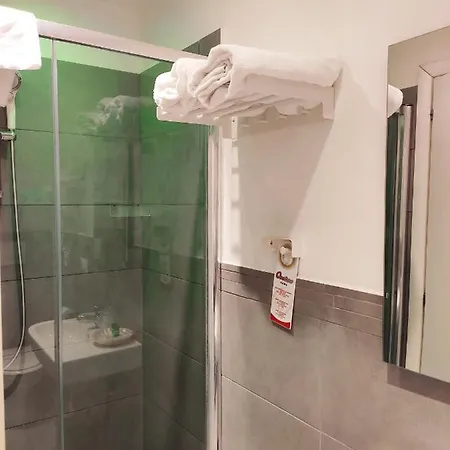 Onetime Guest house 3*